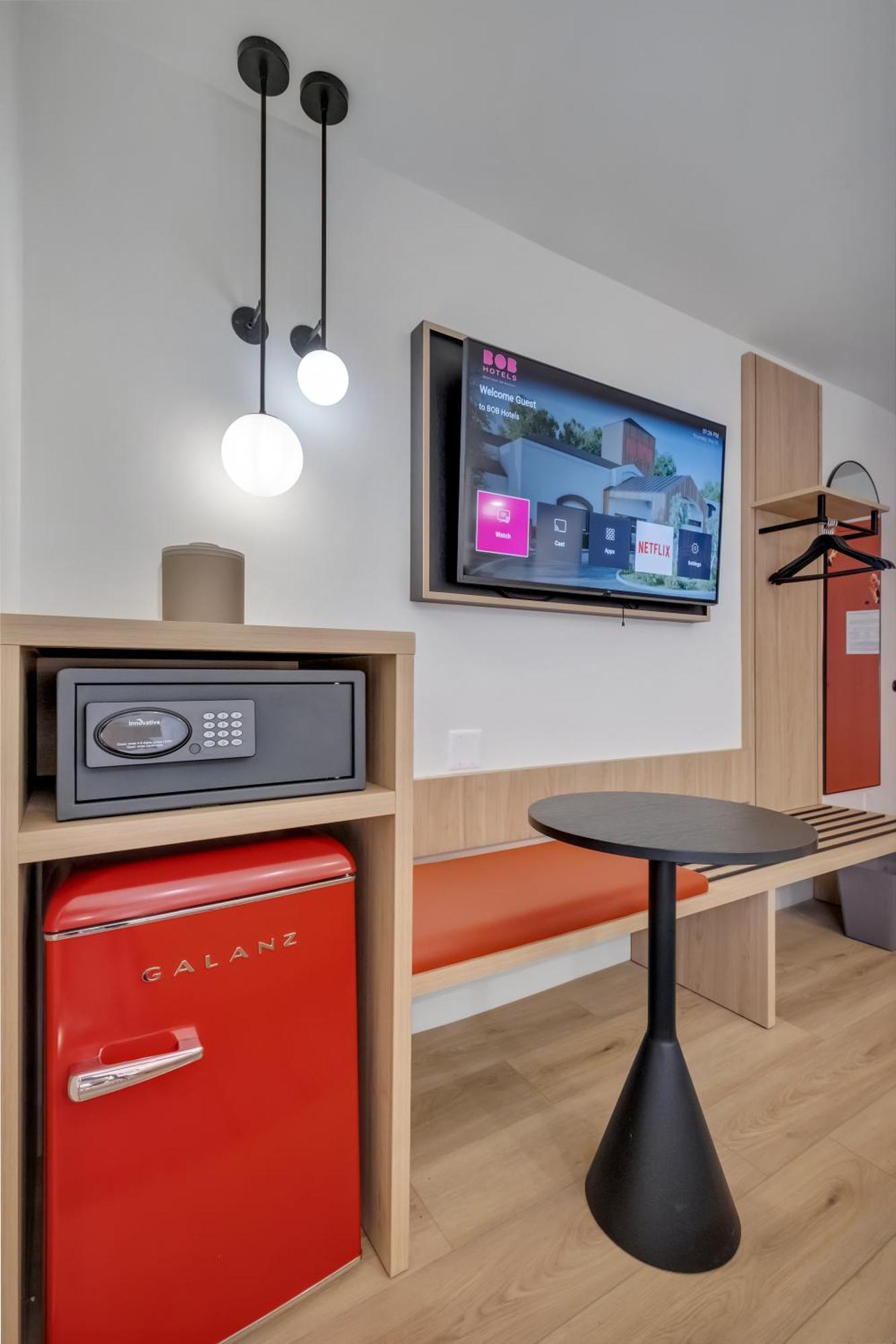 Bob Hotels Tallahassee - Boutique On Budget Exteriör bild